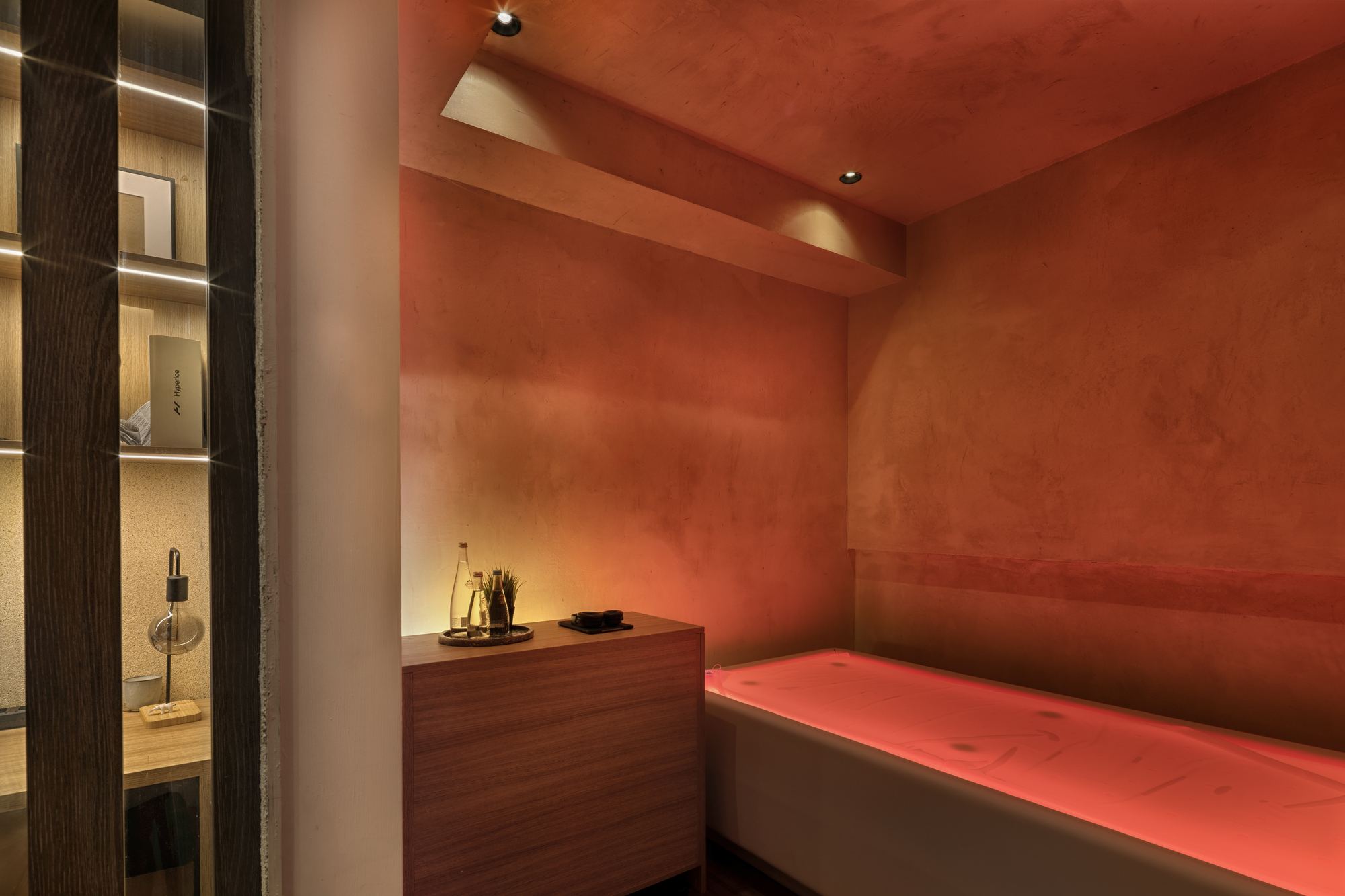 La cabina de flotación seca del club